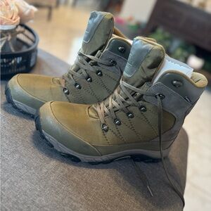 The North Face Olive Green Men's Rain & Snow Boots